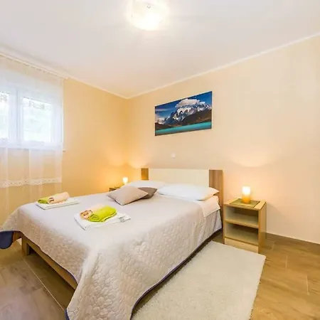 Apartman Leo 아파트 *