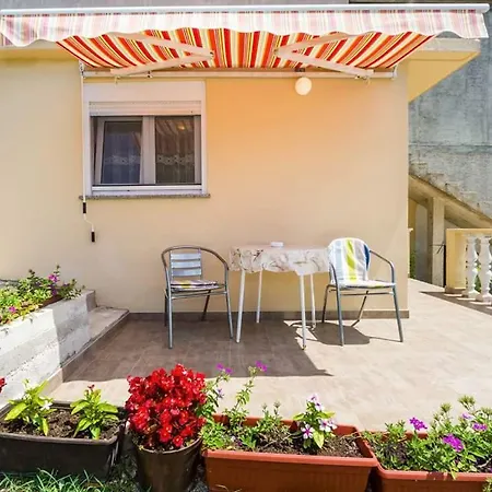 Apartman Leo 아파트 *
